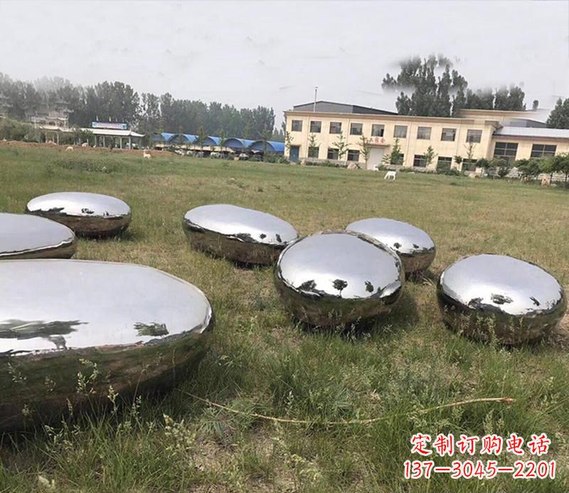 无锡精美不锈钢水滴景观雕塑