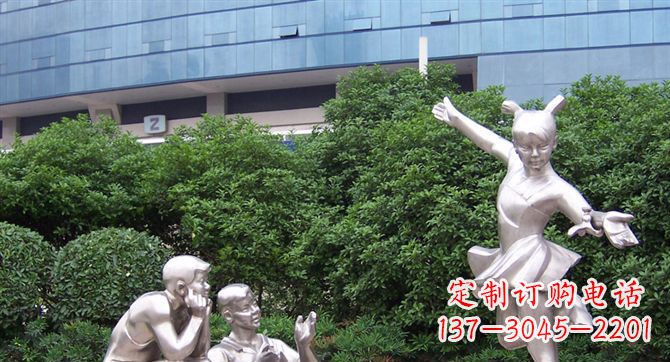 无锡优质不锈钢学生人物雕塑