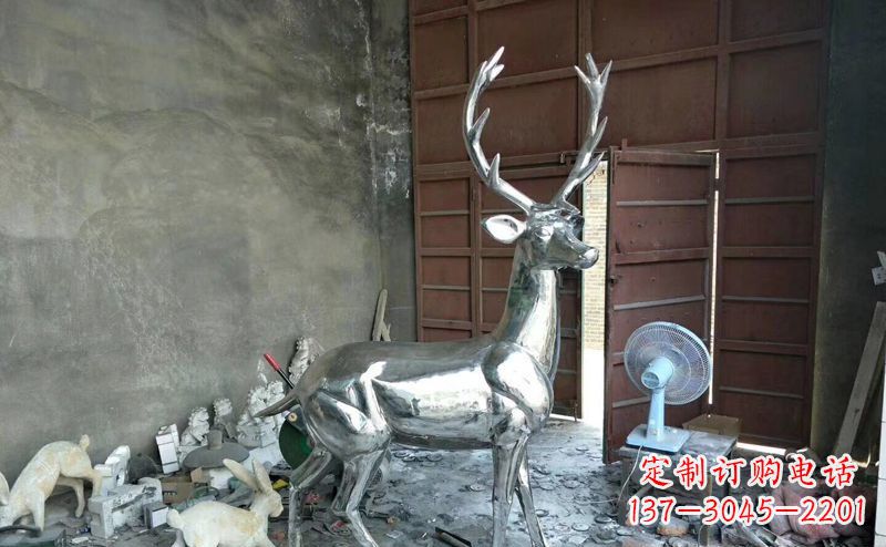 无锡艺术精美的不锈钢鹿装置雕塑