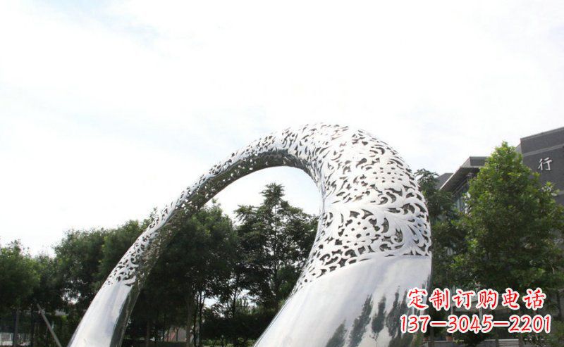 无锡优雅定制不锈钢圆形拱门雕塑