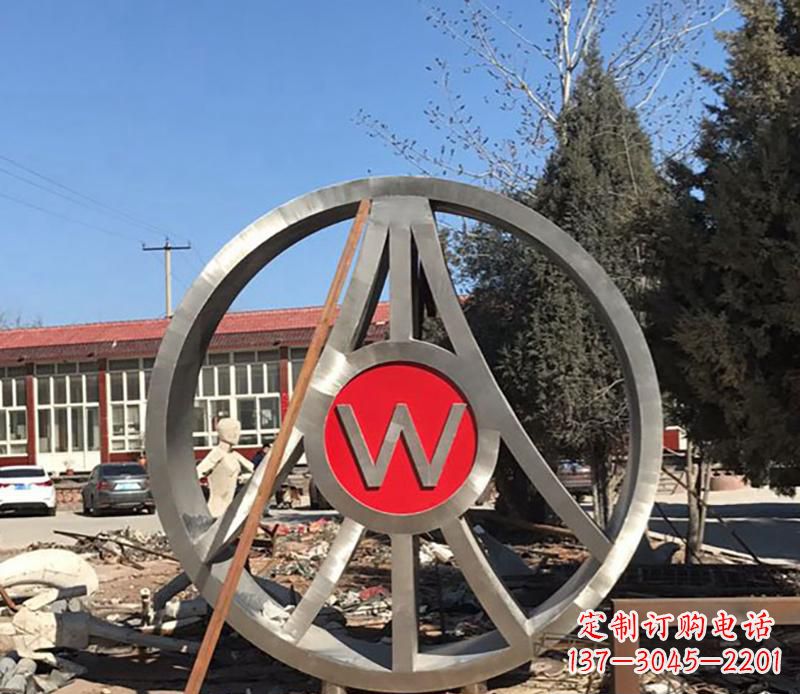 无锡精美的不锈钢圆球字母景观雕塑