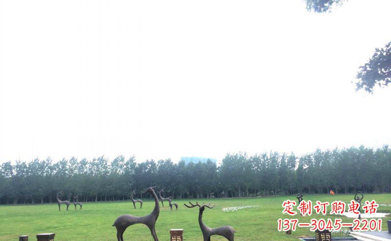 无锡公园抽象小鹿动物铜雕 (2)