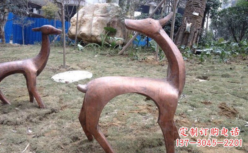 无锡公园抽象小鹿动物铜雕