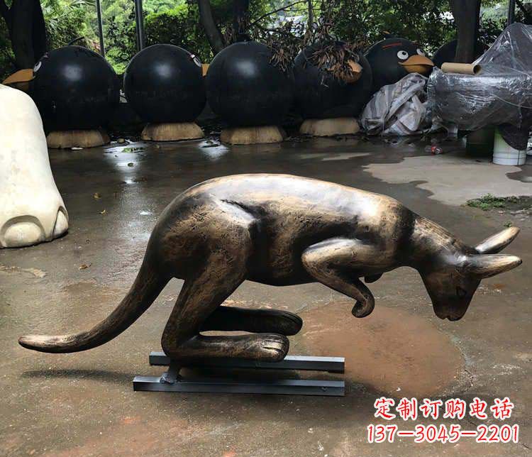 无锡中领雕塑袋鼠铜雕