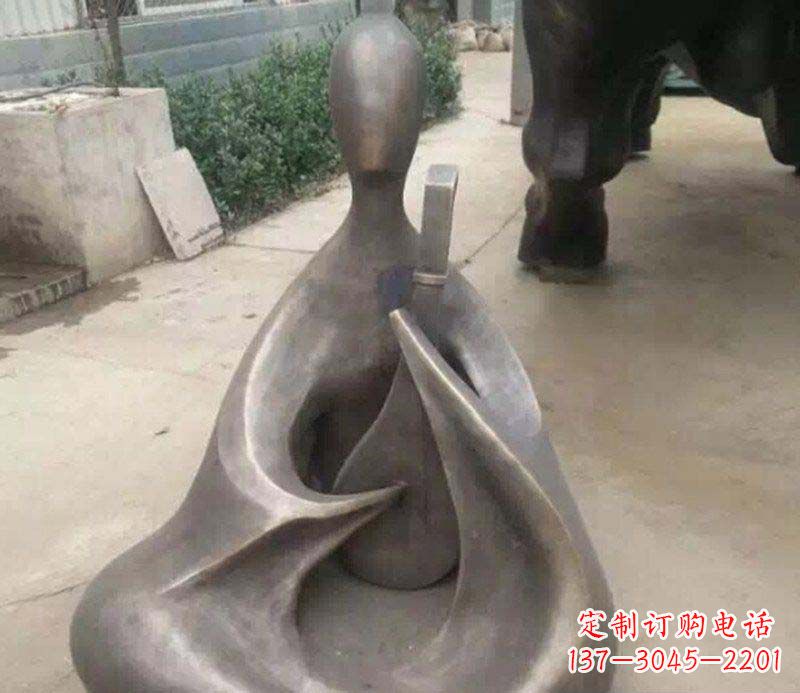无锡抽象景观弹琵琶铜雕