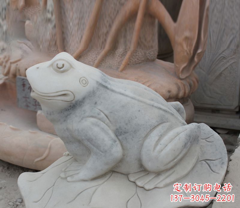 无锡青蛙雕塑生动逼真的公园动物雕塑