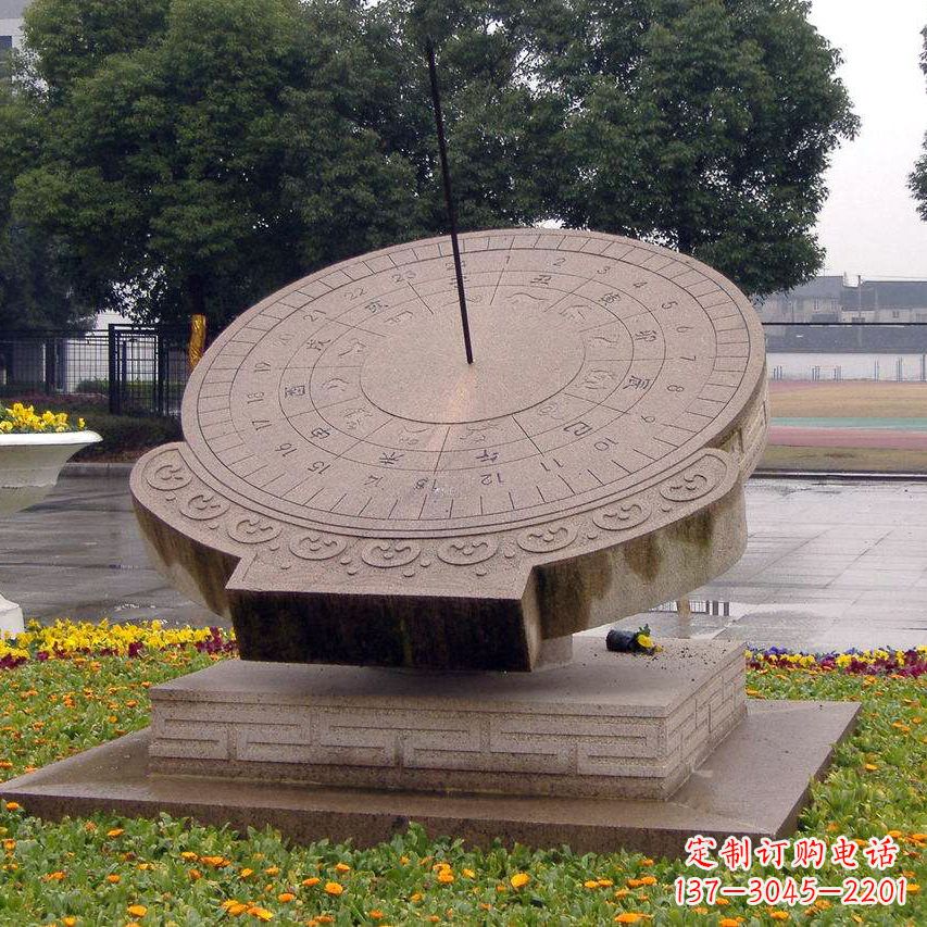 无锡公园广场纪念日晷雕塑