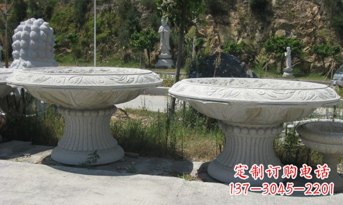 无锡美轮美奂的大理石花盆雕塑