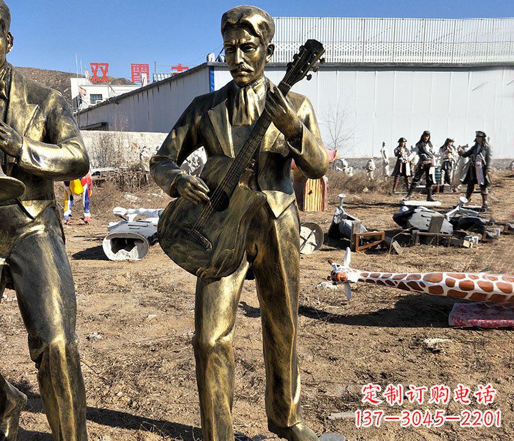 无锡玩乐无穷的吉他雕塑