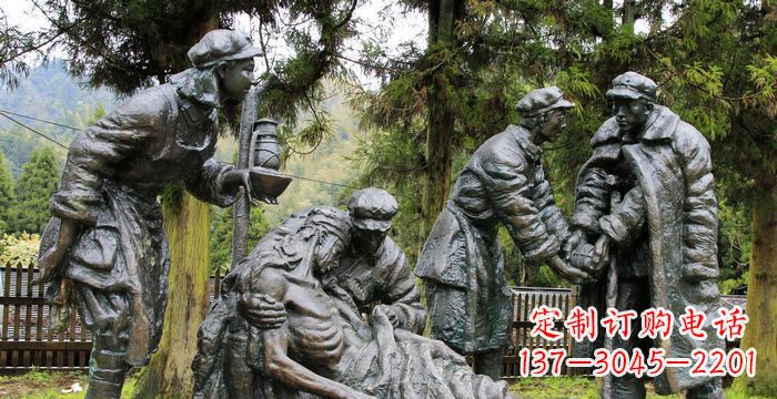 无锡公园救人的红军小品铜雕