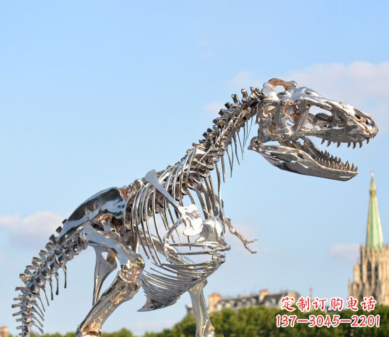 无锡不锈钢恐龙雕塑展现自然之美