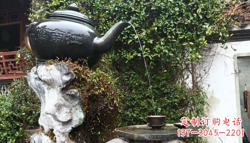 无锡铜雕茶壶,雕刻美景,带您开启新的旅程