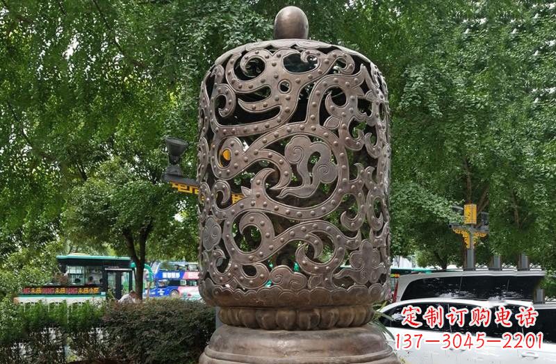 无锡浪漫精致镂空灯笼铜雕