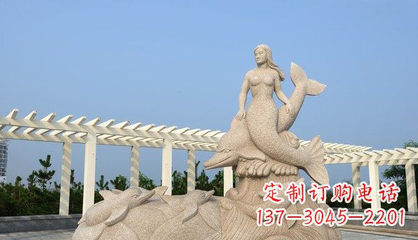 无锡公园美人鱼和海豚石雕