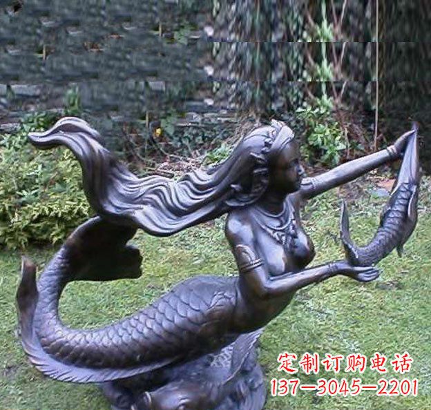 无锡公园美人鱼景观铜雕