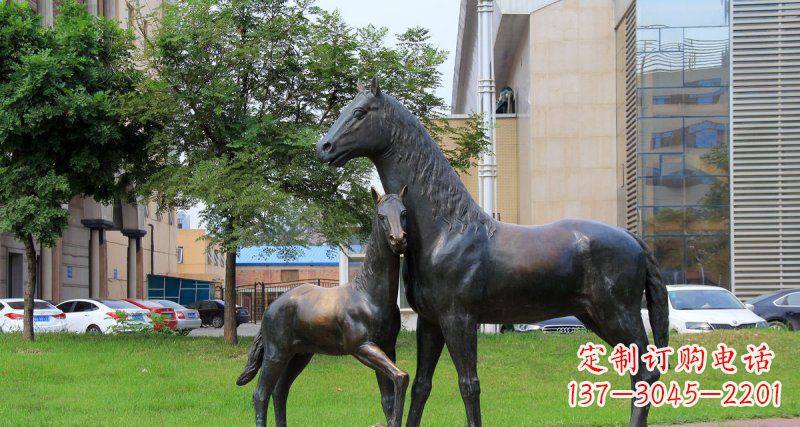 无锡优质实木母子马铜雕