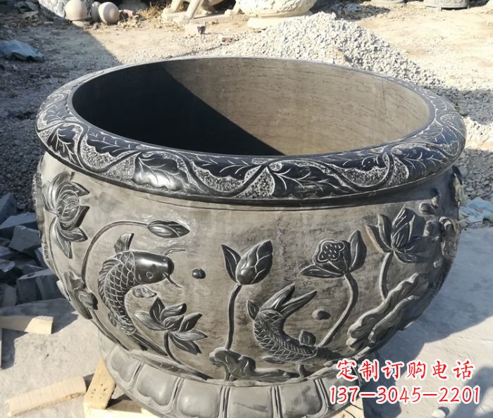 无锡公园青石仿古连年有余石浮雕荷花水缸