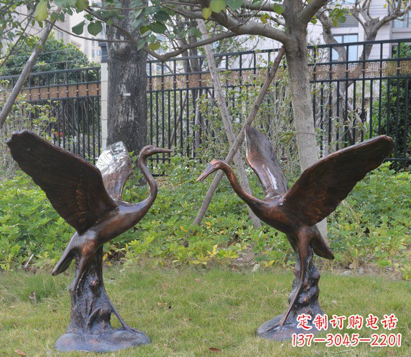 无锡高雅实木雕刻精美仙鹤景观玻璃钢仿铜摆件