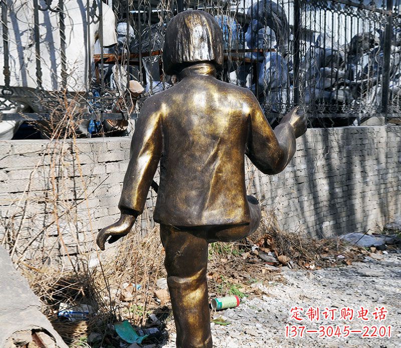 无锡纯正艺术——公园小女孩踢毽子铜雕