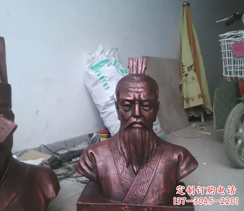 无锡管仲古代人物胸像铜雕,展现古代官僚风范