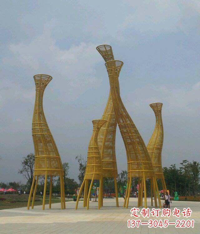 无锡优雅与浪漫的相遇——不锈钢长颈鹿雕塑
