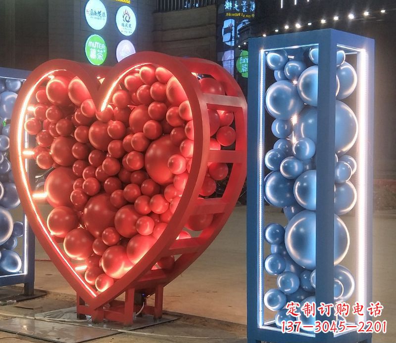 无锡艺术级不锈钢字母雕塑