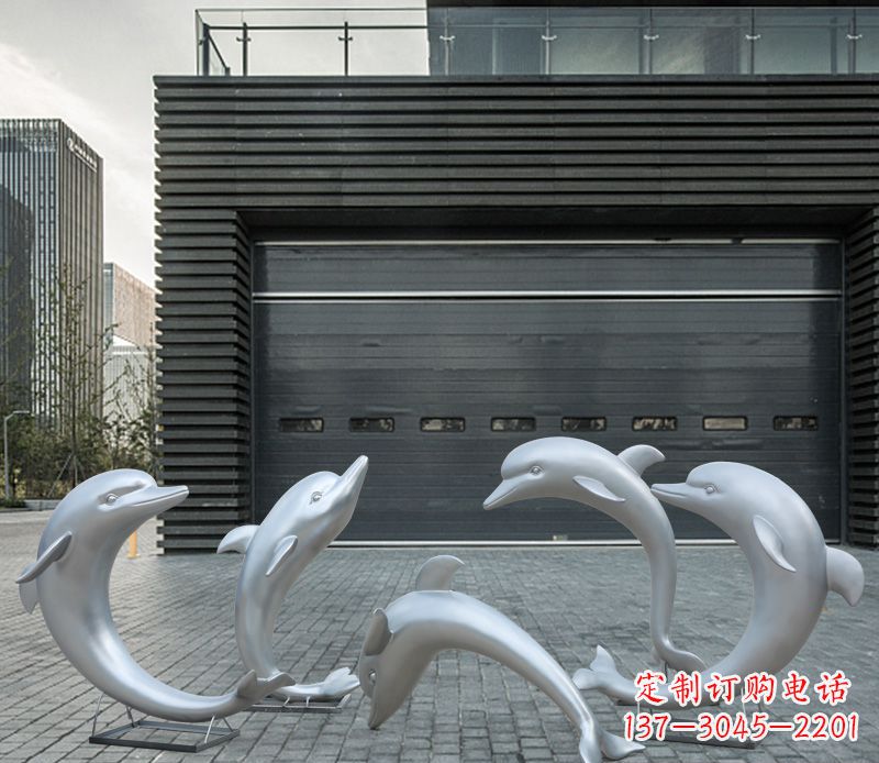 无锡中领雕塑出品,令人惊叹的不锈钢海豚雕塑