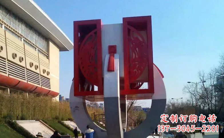 无锡中领雕塑:不锈钢圆环雕塑