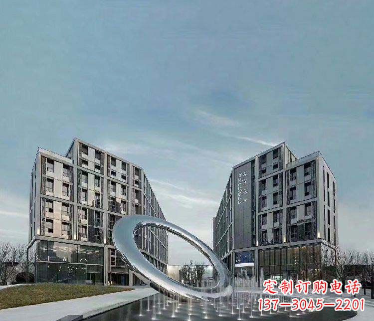 无锡完美和谐的圆环景观雕塑