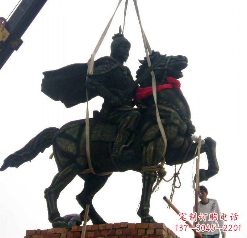 无锡仰望古代将军,来一场跨越时空的雕塑之旅
