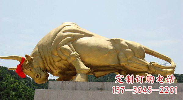 无锡大型黄铜奔牛铜雕,精雕细琢精美绝伦