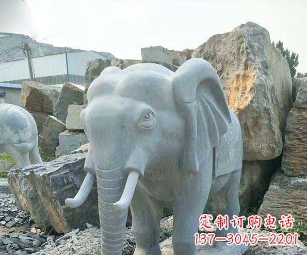 无锡浓情大象雕塑,让爱更深刻