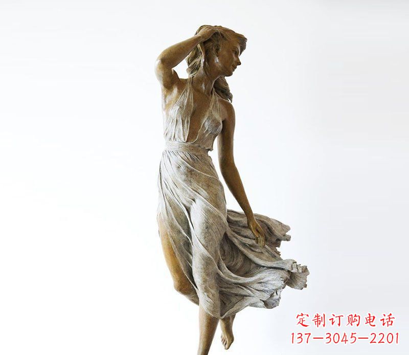 无锡空灵优雅的西方美女雕塑