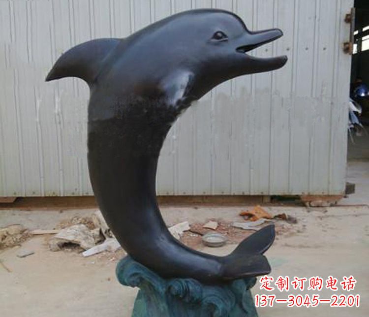 无锡一群海豚成就美丽的海洋动物喷泉铜雕塑