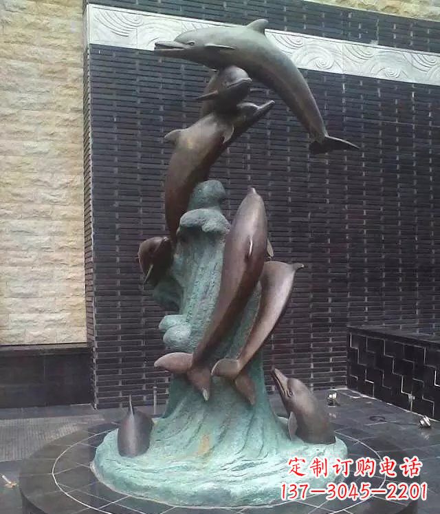 无锡铜雕海豚:艺术与精美结合