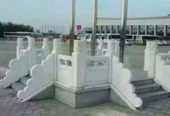 无锡中领雕塑提供绚丽升旗台石雕，一种标志性的…