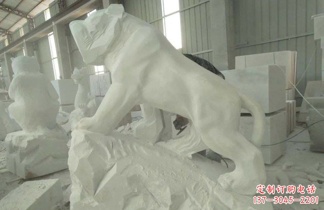 无锡来自古老文化的精美生肖雕塑