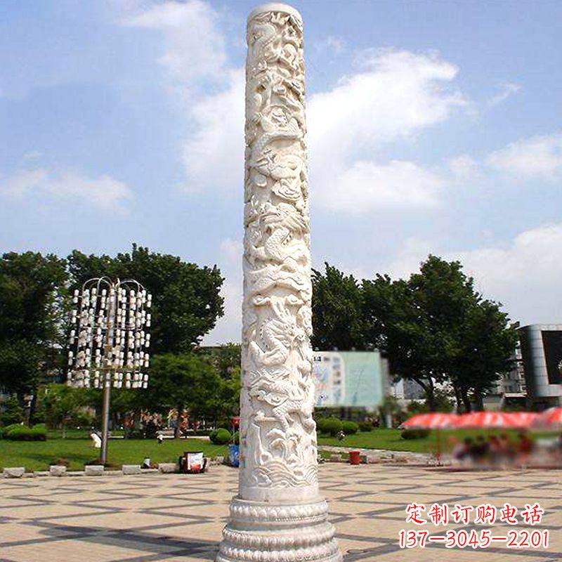 无锡汉白玉石雕刻龙柱是由中国领雕塑厂家定制的…