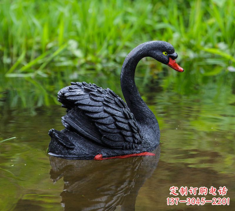 无锡精致风范:黑天鹅展翅玻璃钢仿真雕塑