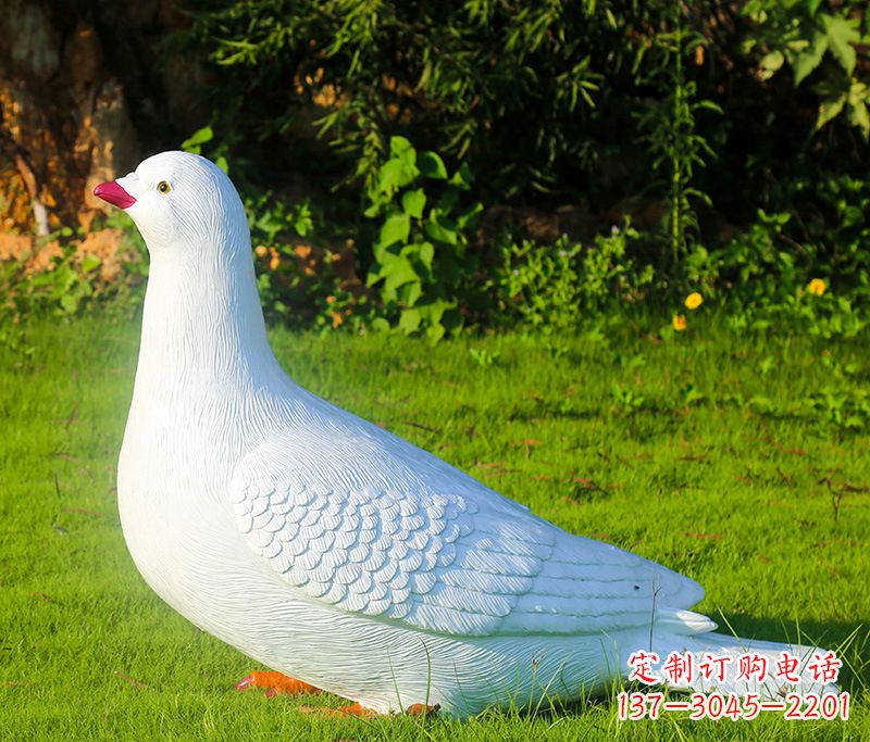 无锡红旗和平鸽雕塑—倡导和平与爱的象征