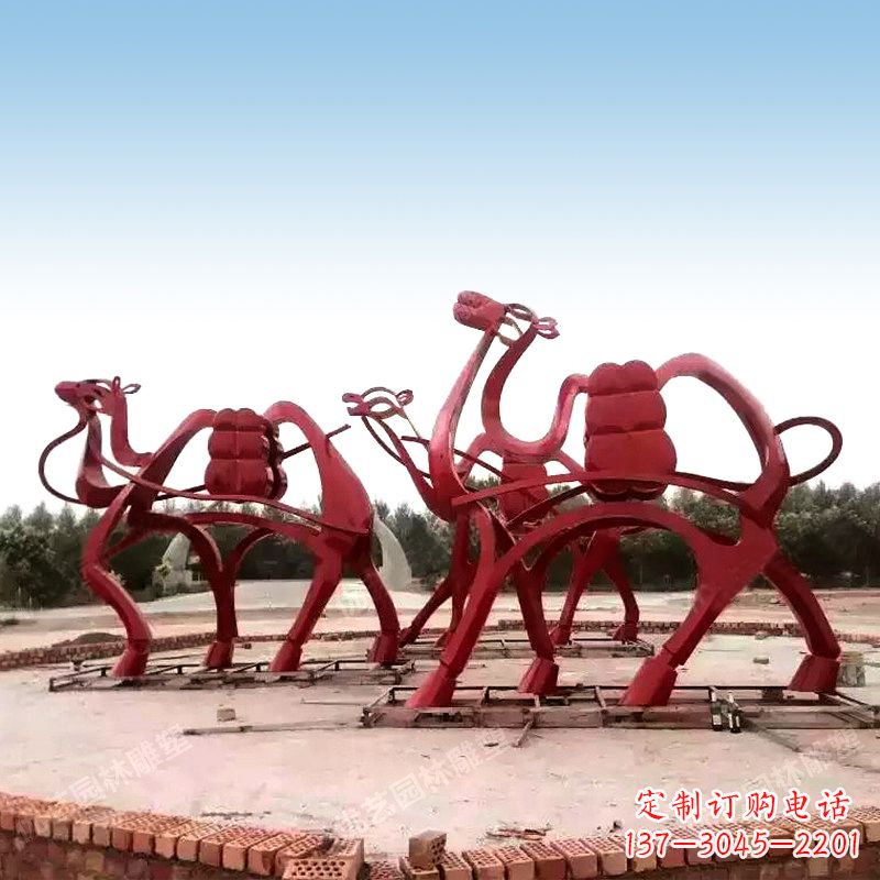 无锡红色抽象园林动物骆驼不锈钢雕塑