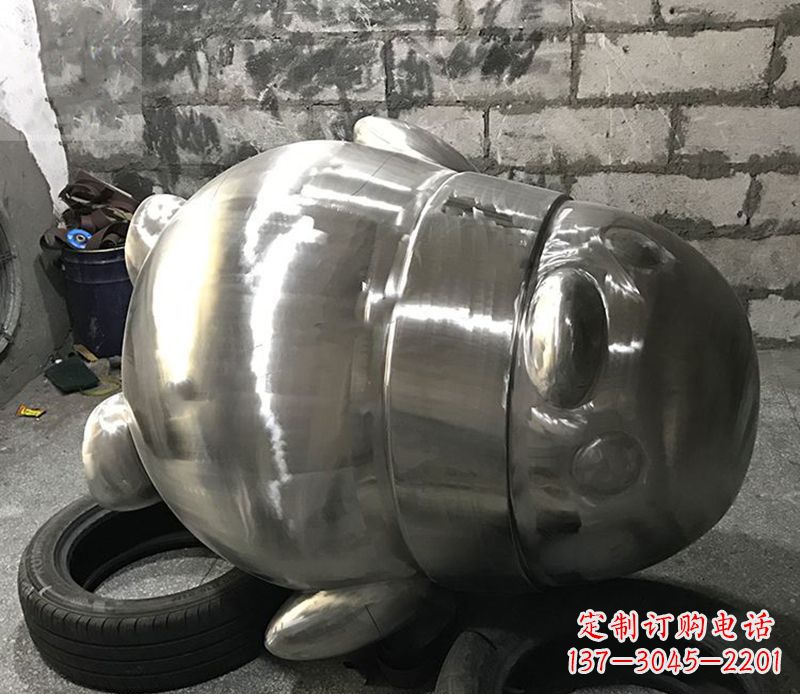 无锡户外企鹅雕塑,古典艺术精细工艺美化空间