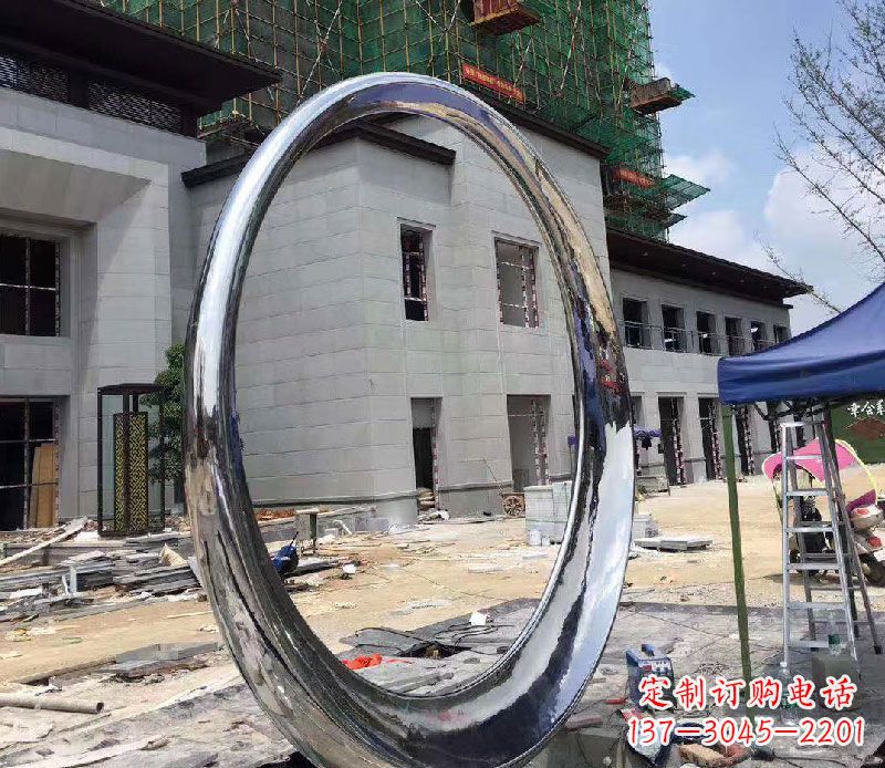 无锡镜面圆环不锈钢雕塑112