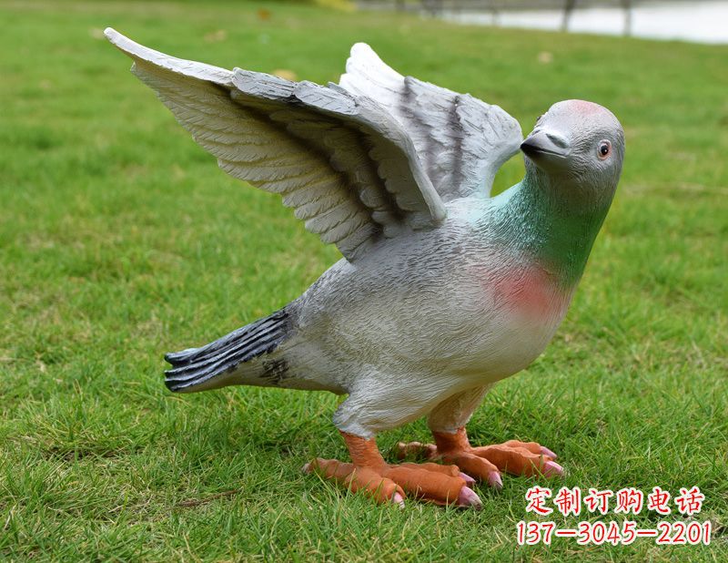 无锡深具历史意义的和平鸽雕塑