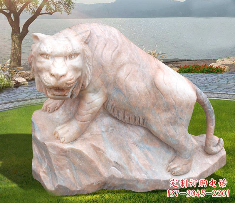 无锡金灿灿的老虎石雕公园动物摆件