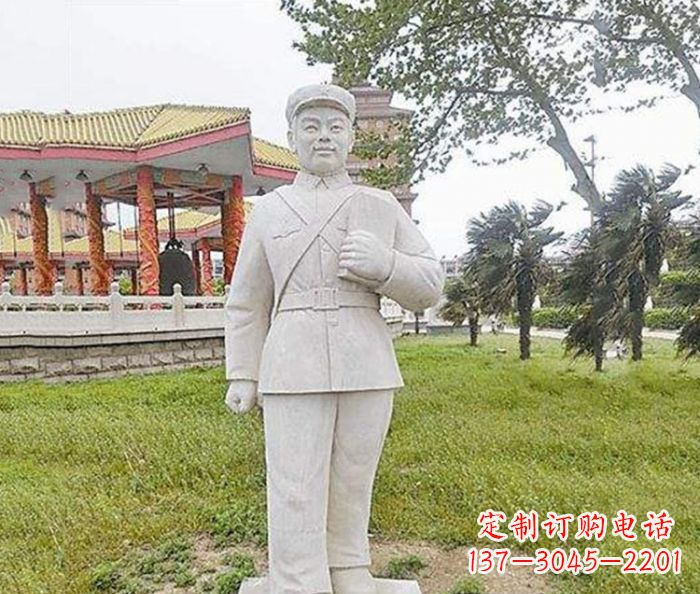 无锡雷锋石雕——传承奉献精神