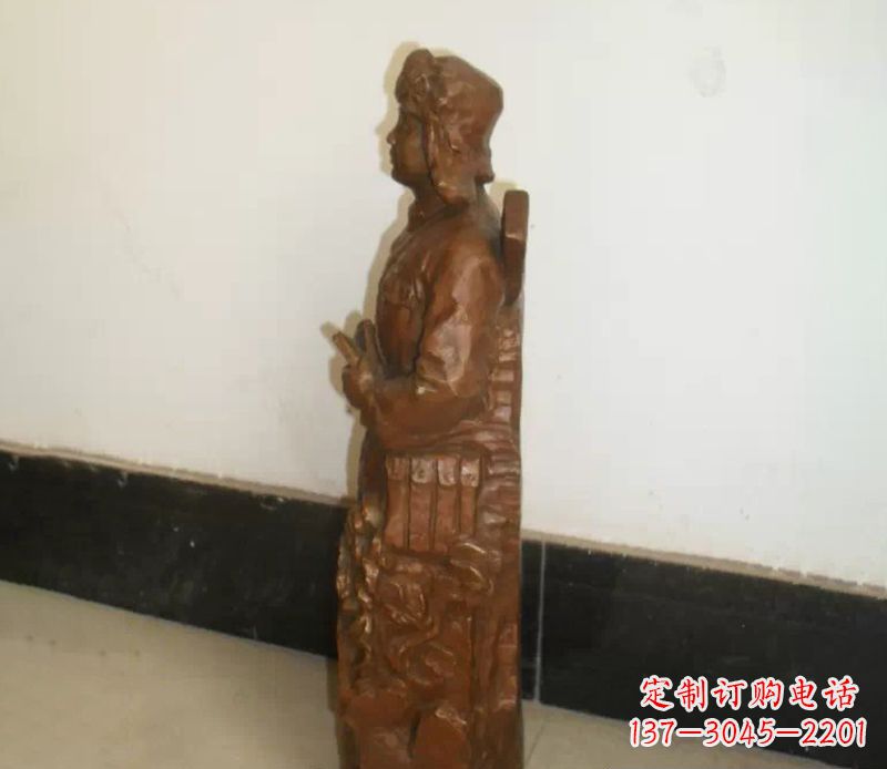 无锡精致纪念——雷锋铜雕