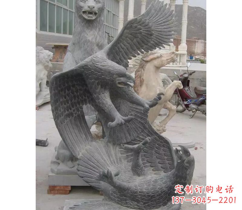 无锡中领雕塑推出的石雕老鹰是一款充满生机与力…