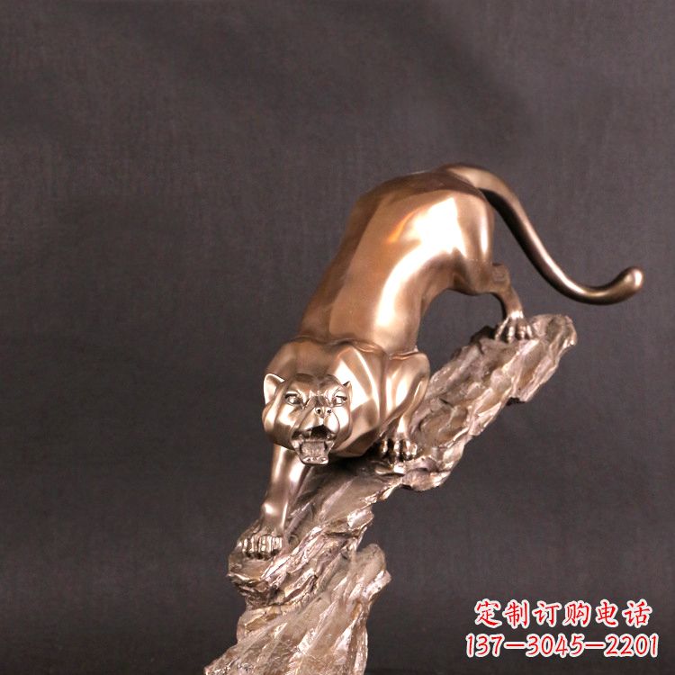 无锡猎豹玻璃钢雕塑——高级定制精美雕塑