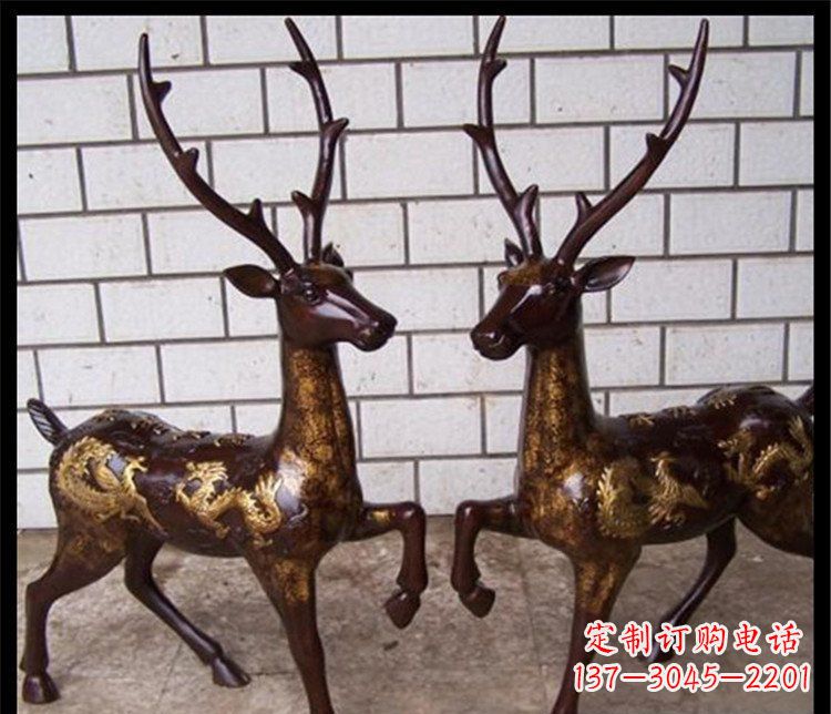 无锡梅花鹿玻璃钢动物雕塑